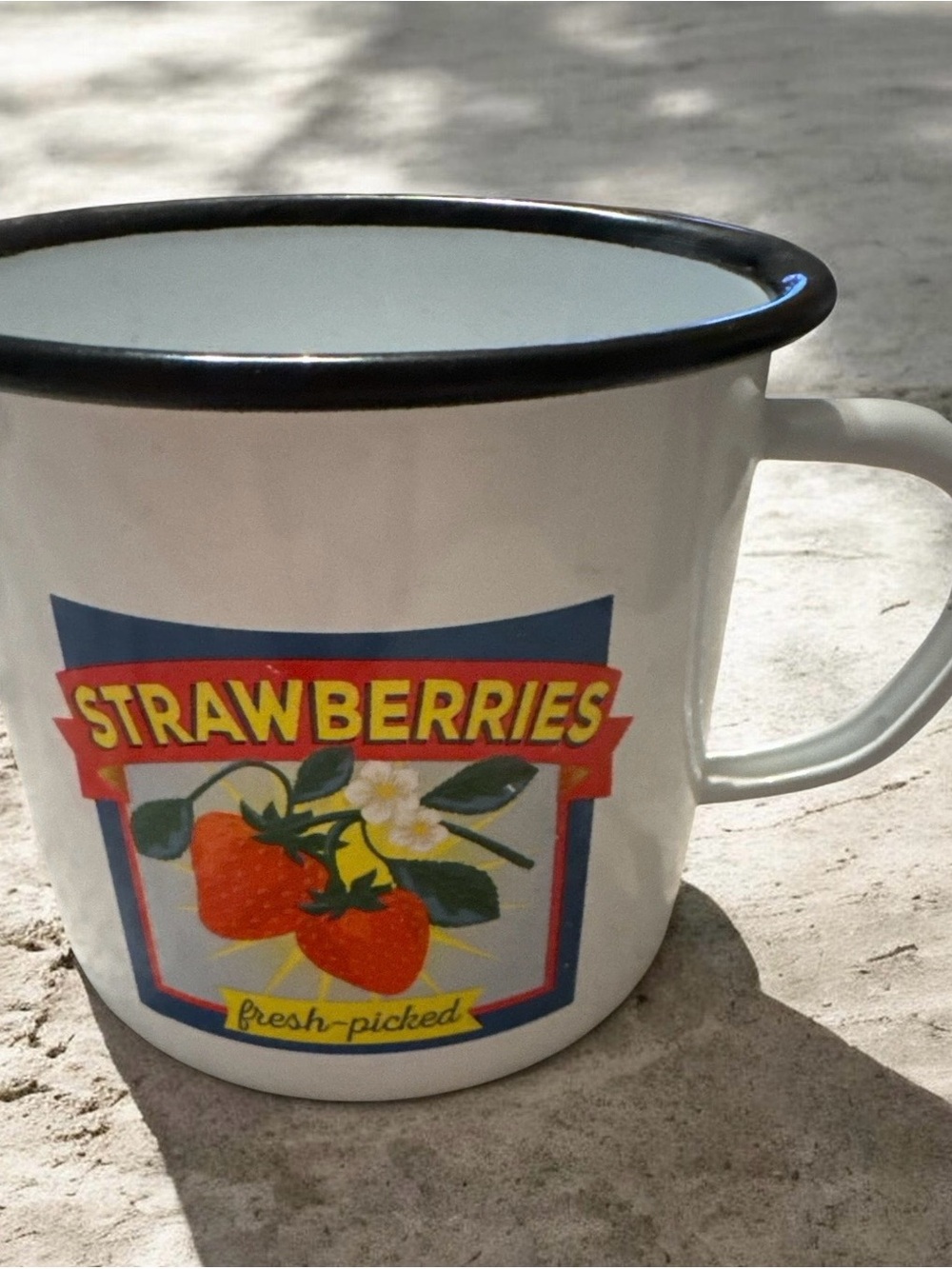 Strawberry mug